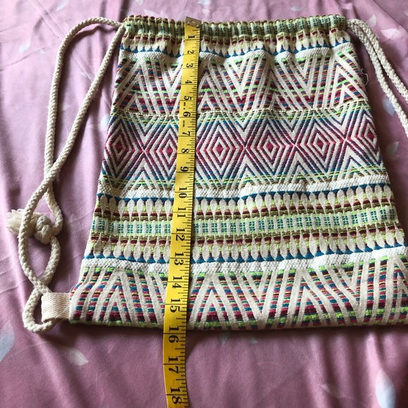 Drawstring backpack - Picture 3 of 4